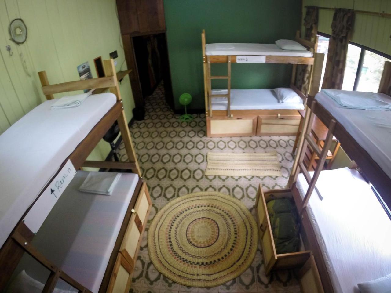 Hostel Casa De Las Palmas Tours Летісія Екстер'єр фото